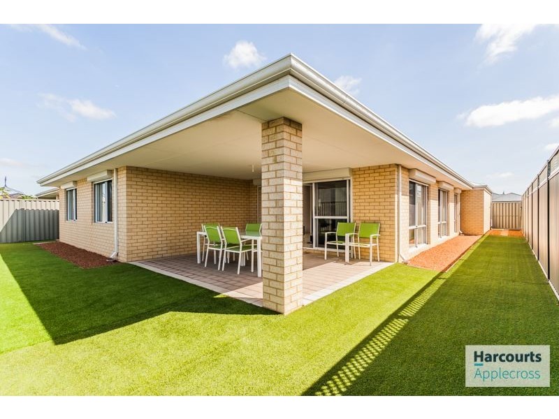 68 Archdale Loop, Piara Waters WA 6112