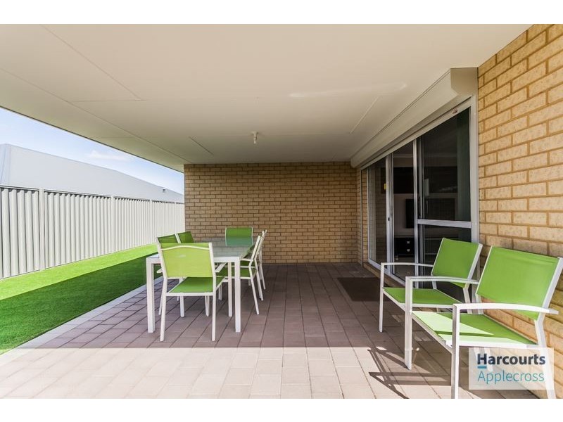 68 Archdale Loop, Piara Waters WA 6112