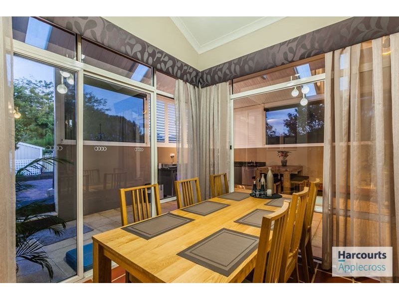 3 Watson Hill, Winthrop WA 6150