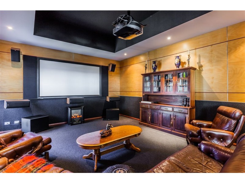 126 Arcadia Drv, Shoalwater WA 6169