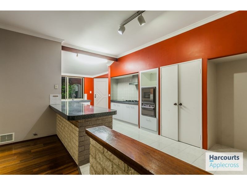 1 Hackett Pass, Winthrop WA 6150