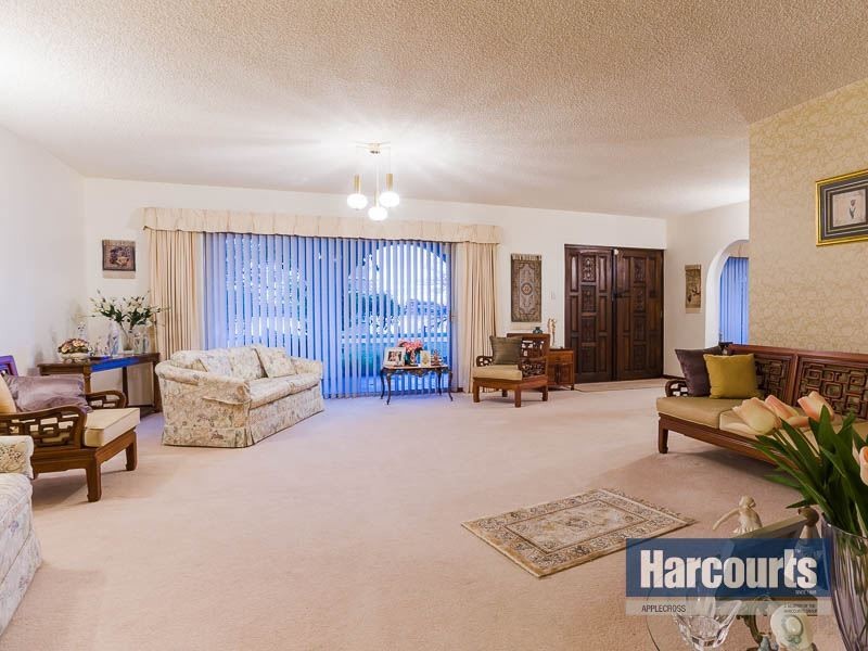 33 Canning Beach Road, Applecross WA 6153