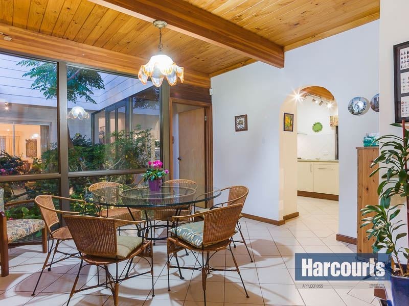 33 Canning Beach Road, Applecross WA 6153