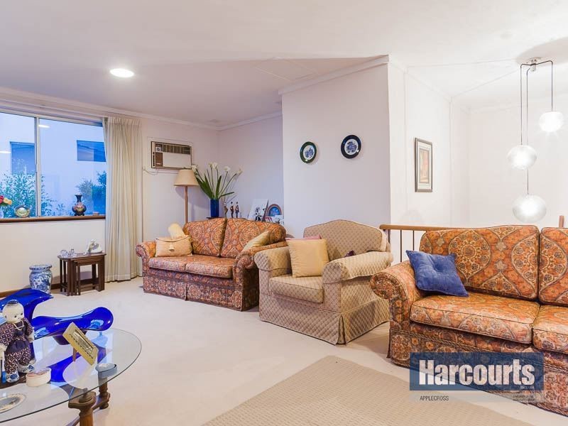 33 Canning Beach Road, Applecross WA 6153