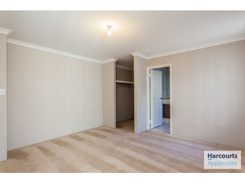 5 Churchill Green, Canning Vale WA 6155