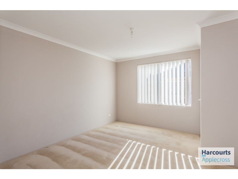 5 Churchill Green, Canning Vale WA 6155