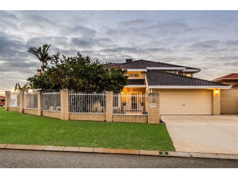 3 Pearce Rdge, Winthrop WA 6150