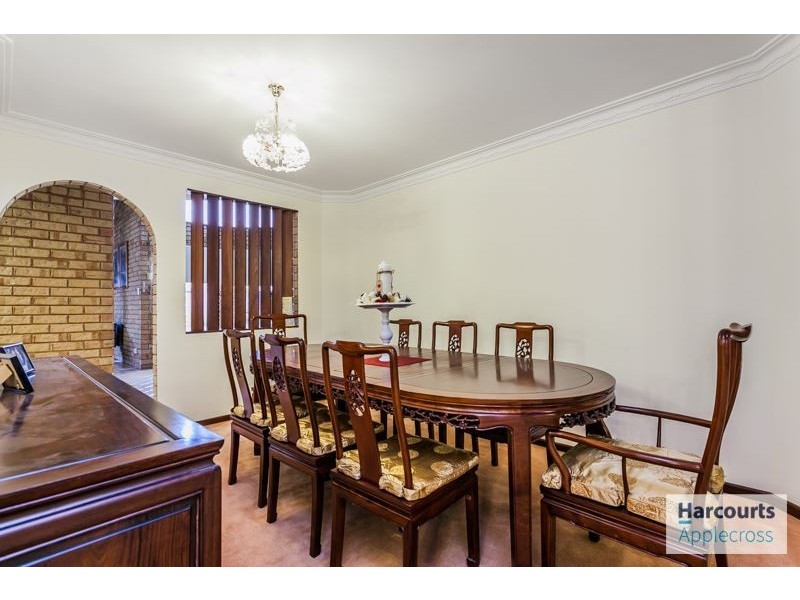 8 Coombs Place, Bateman WA 6150