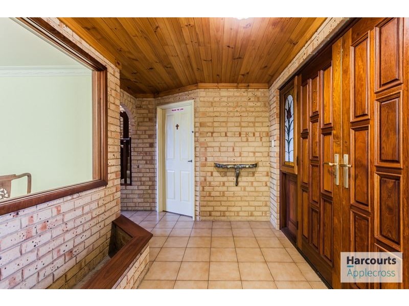 8 Coombs Place, Bateman WA 6150