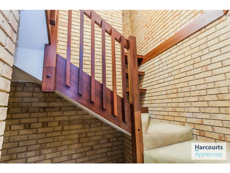 8 Coombs Place, Bateman WA 6150