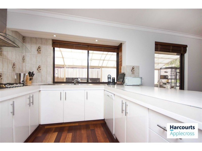 16 Bonsall Place, Carine WA 6020