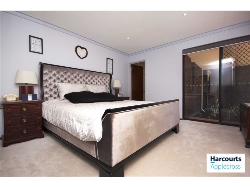 16 Bonsall Place, Carine WA 6020