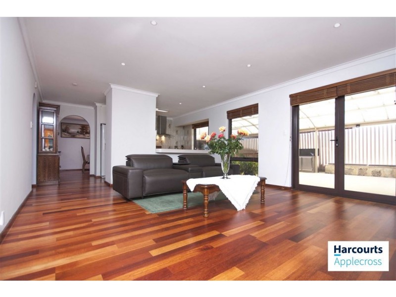 16 Bonsall Place, Carine WA 6020