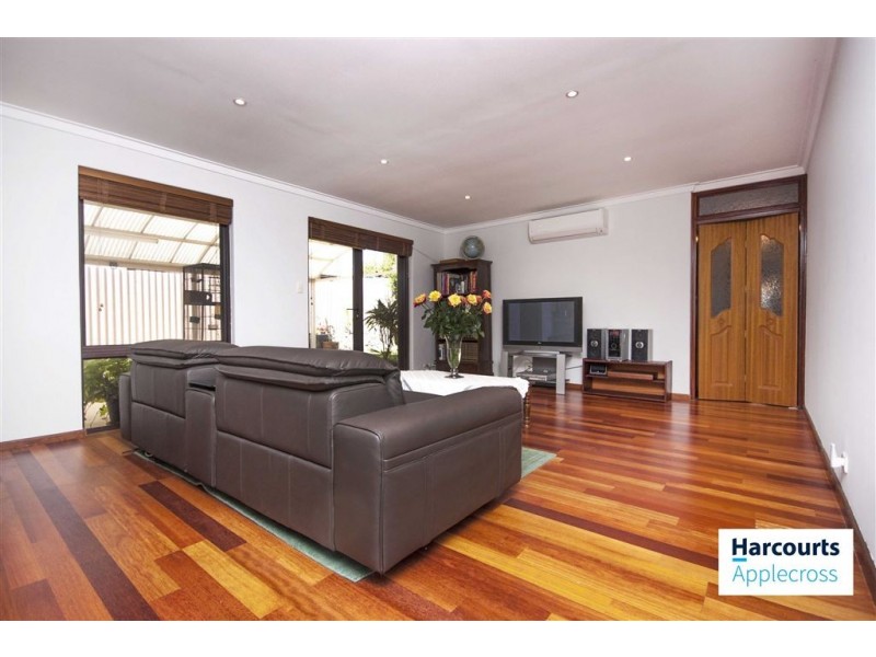 16 Bonsall Place, Carine WA 6020