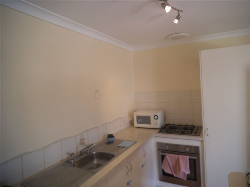 77A Homestead Rd, Gosnells WA 6110