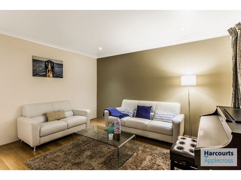27 Petrel Close, Wilson WA 6107