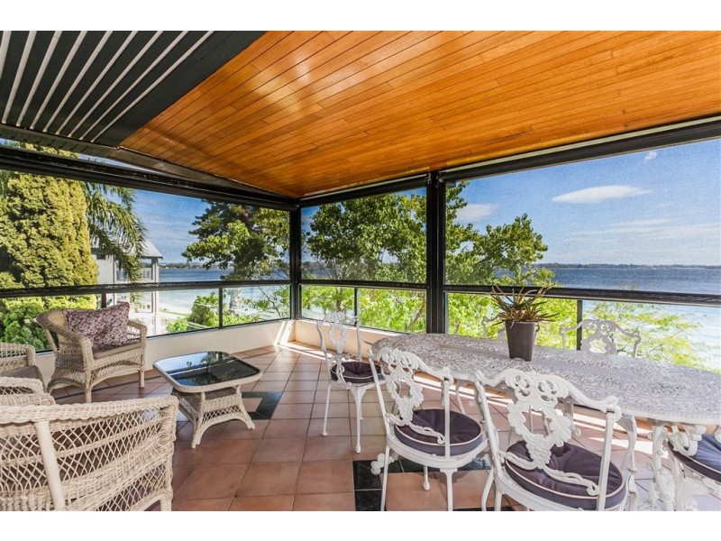 36 Fraser Road, Applecross WA 6153