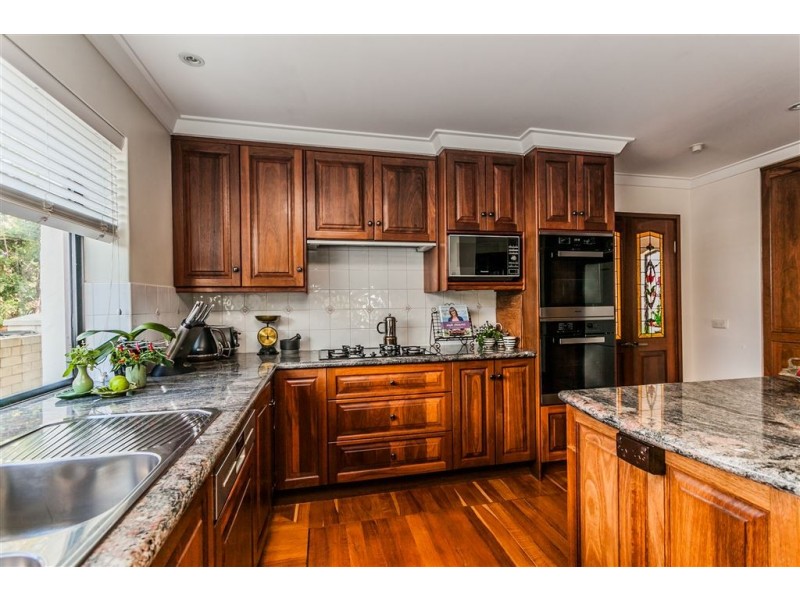 36 Fraser Road, Applecross WA 6153