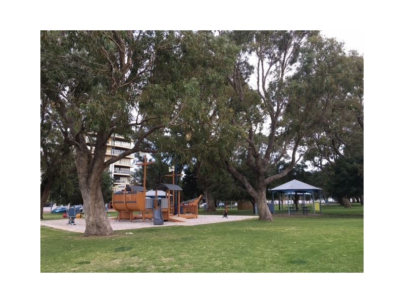 6 Cessnock Way, Rockingham WA 6168