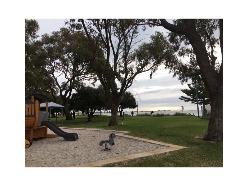 6 Cessnock Way, Rockingham WA 6168