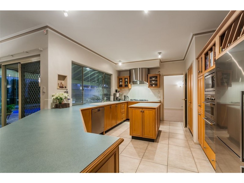 26 Whitfeld Terrace, Winthrop WA 6150