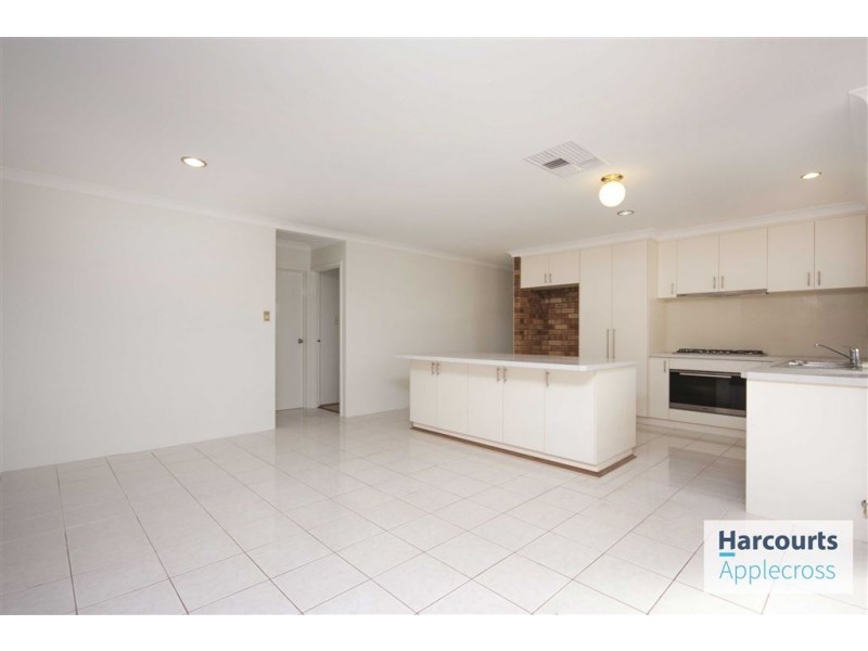 70 Calley Drive, Leeming WA 6149