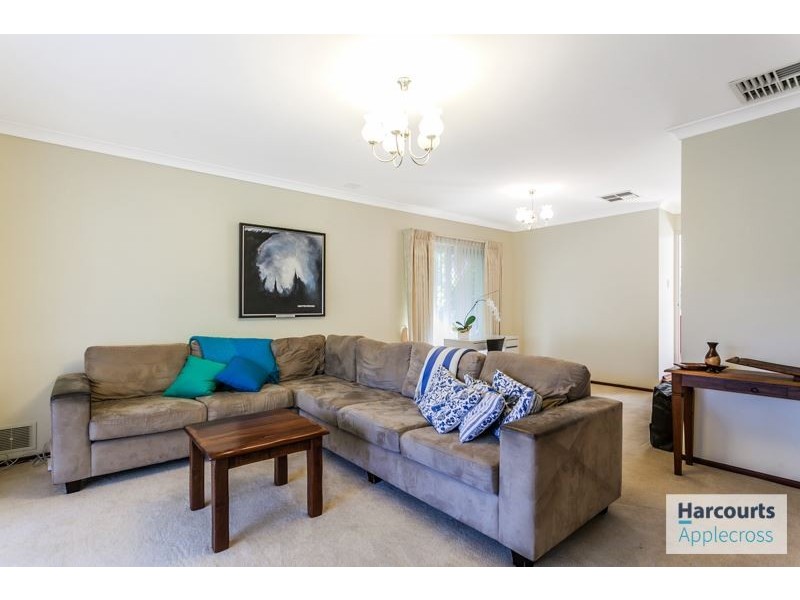 26 Kinross Road, Applecross WA 6153