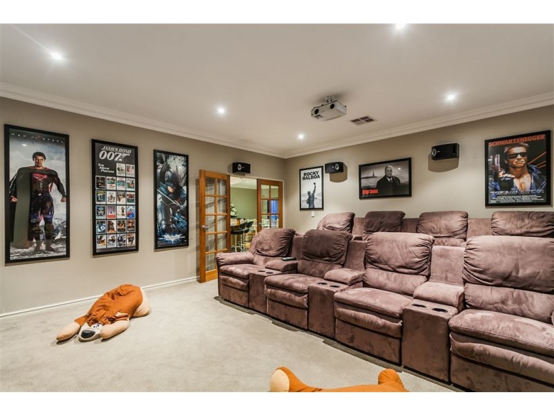 58 Ten Seldam Circle, Winthrop WA 6150