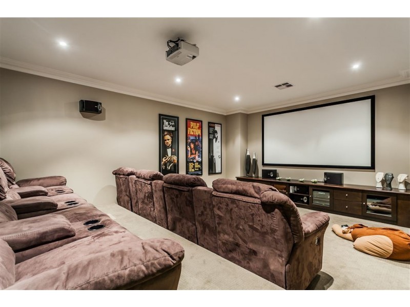 58 Ten Seldam Circle, Winthrop WA 6150