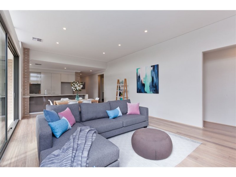 7B Matsen Close, Booragoon WA 6154