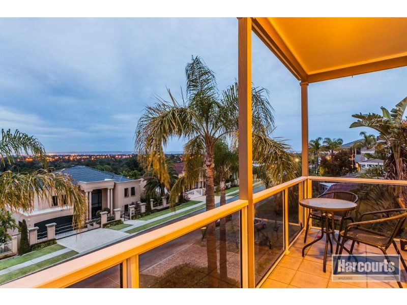 36 Whitfeld Terrace, Winthrop WA 6150