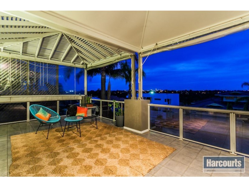 36 Whitfeld Terrace, Winthrop WA 6150