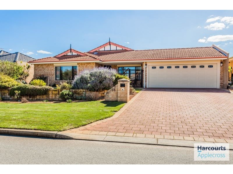 35 Sugarwood Drive, Thornlie WA 6108