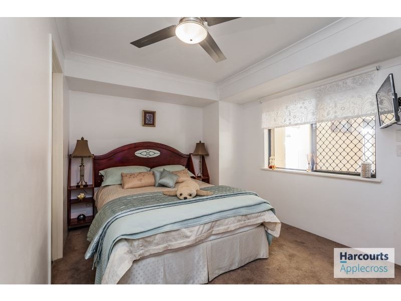 35 Sugarwood Drive, Thornlie WA 6108