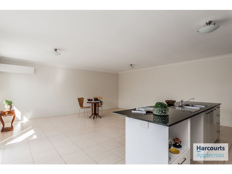 24/36 Wialki Lane, Canning Vale WA 6155
