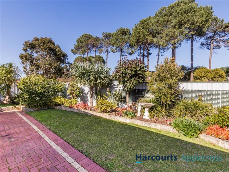 1 Ten Seldam Circle, Winthrop WA 6150