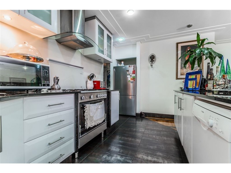 3 Throsby Street, Shelley WA 6148