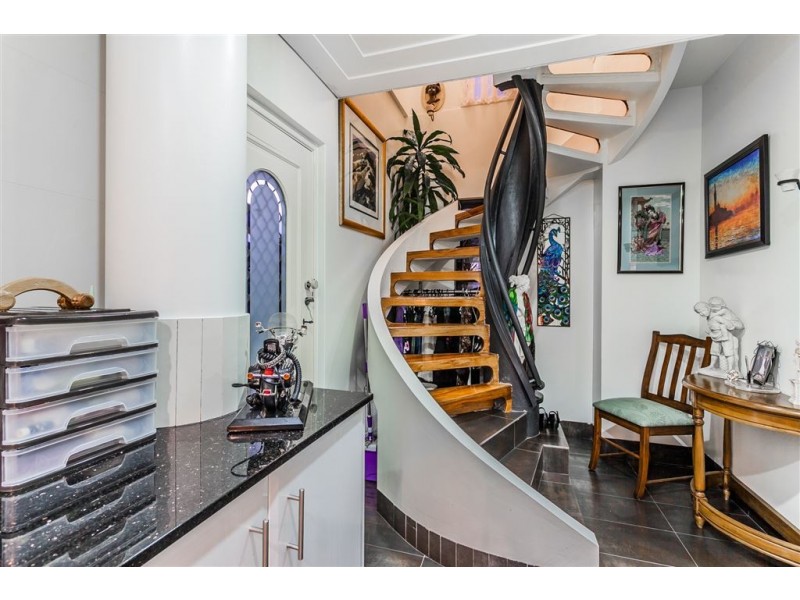 3 Throsby Street, Shelley WA 6148