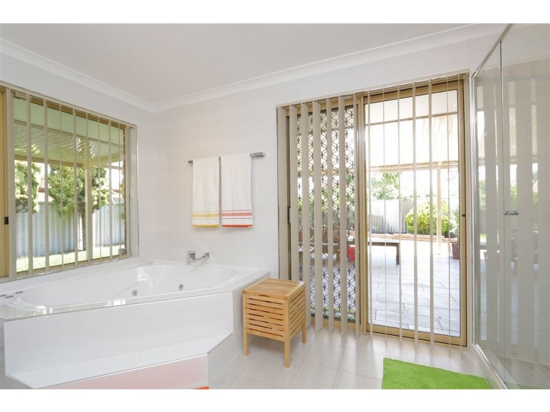 5 Manley Street, Cannington WA 6107