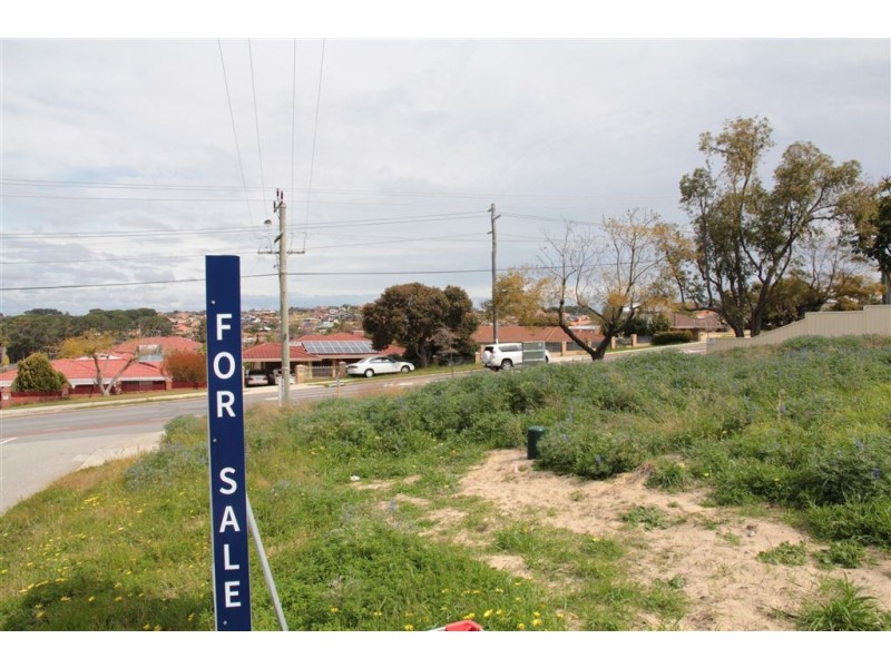 28 Greig Street, Willagee WA 6156