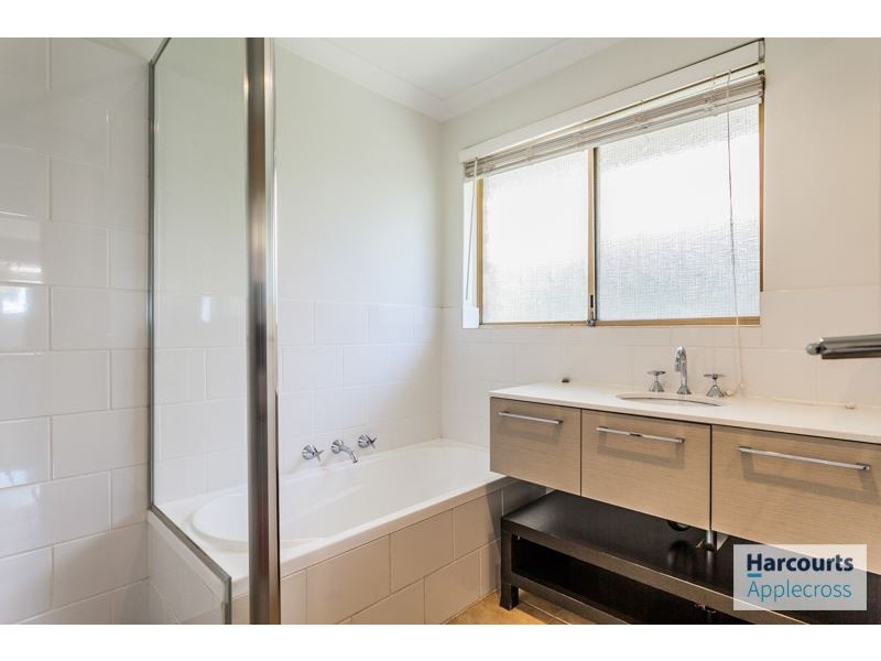 6 Wyss Lane, North Lake WA 6163
