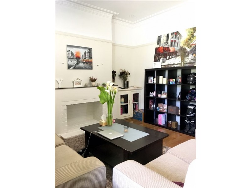 8/1196 Albany Highway, Bentley WA 6102