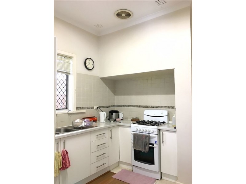 8/1196 Albany Highway, Bentley WA 6102