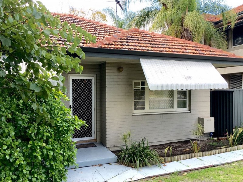 8/1196 Albany Highway, Bentley WA 6102