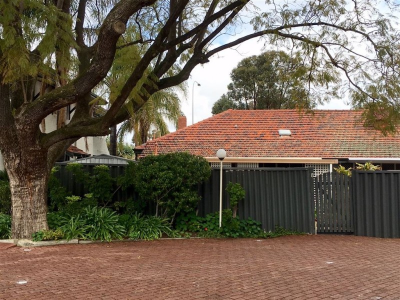 8/1196 Albany Highway, Bentley WA 6102