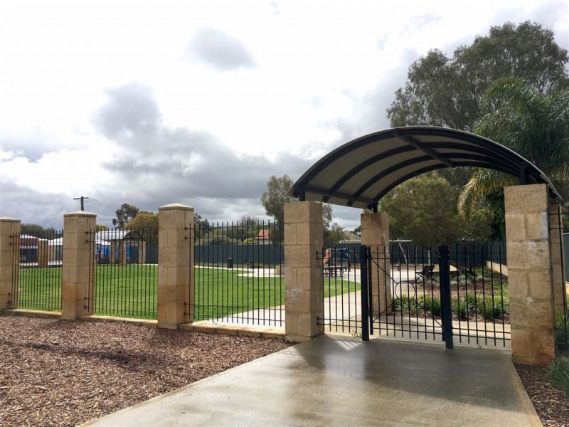 8/1196 Albany Highway, Bentley WA 6102