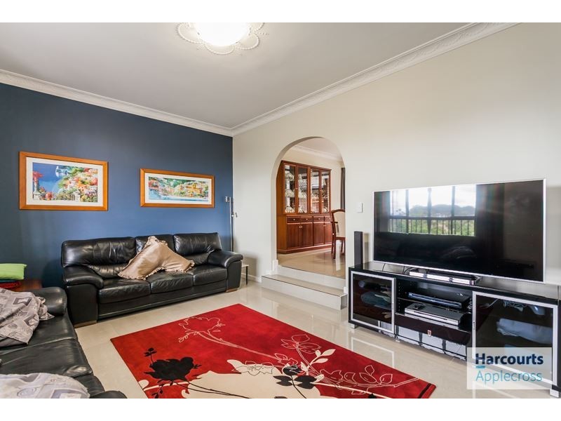 46 Anglesey Drive, Kardinya WA 6163