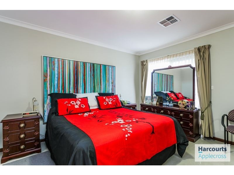 46 Anglesey Drive, Kardinya WA 6163