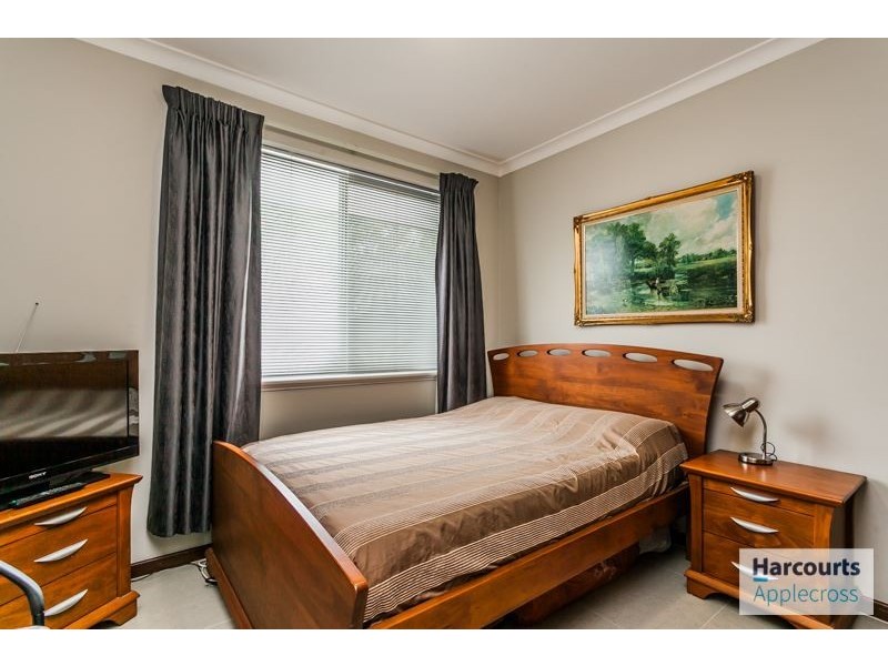 46 Anglesey Drive, Kardinya WA 6163