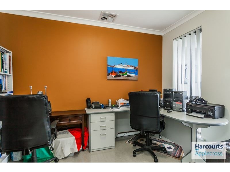 46 Anglesey Drive, Kardinya WA 6163